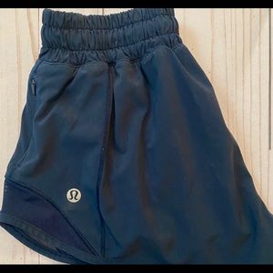 Navy hotty hot shorts